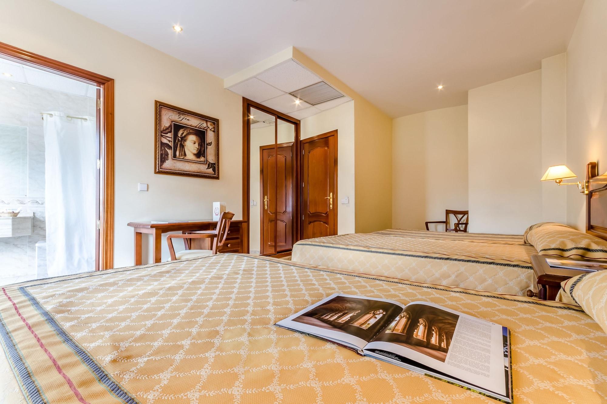 Roma Aurea Hotel Talavera de la Reina Luaran gambar