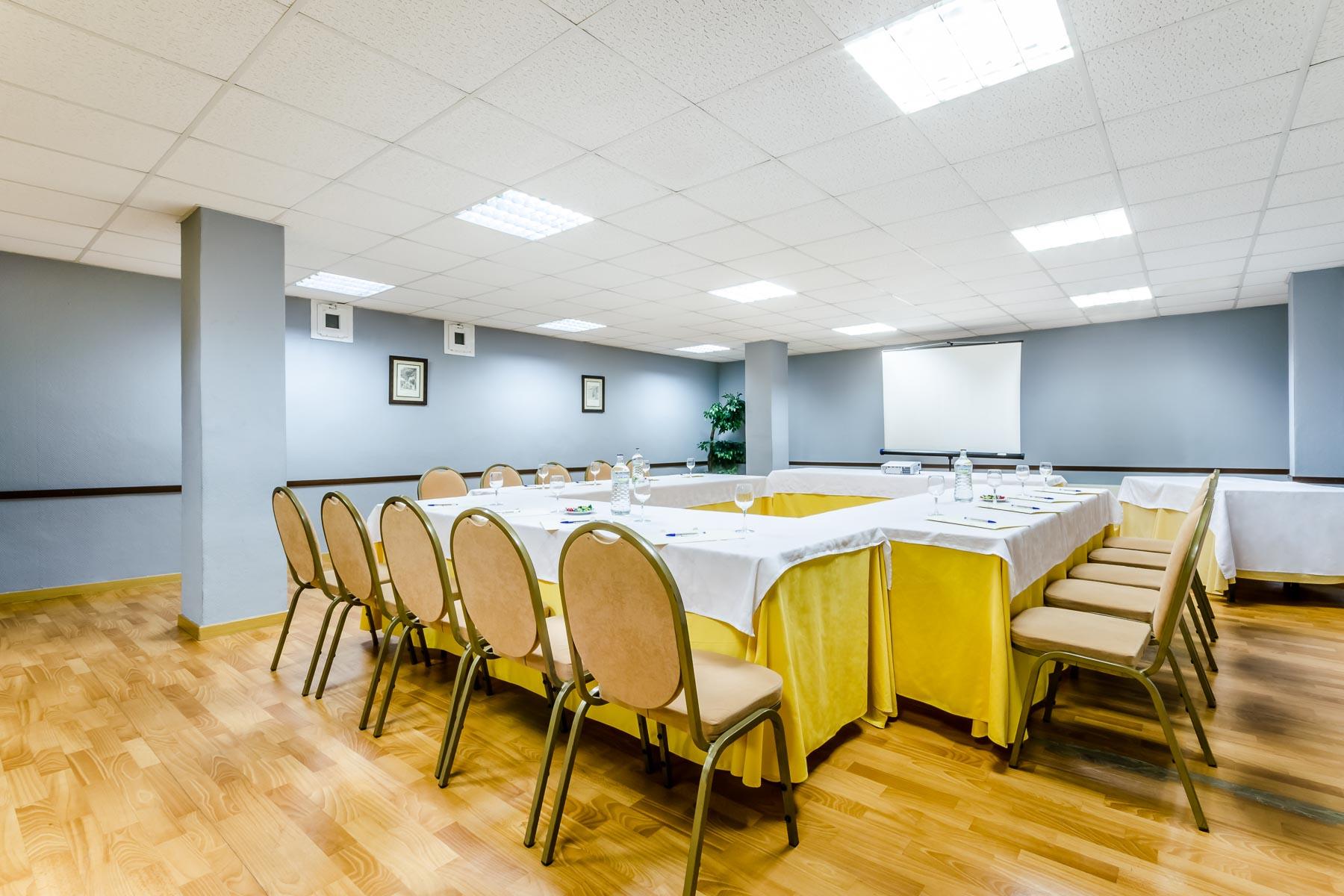 Roma Aurea Hotel Talavera de la Reina Luaran gambar