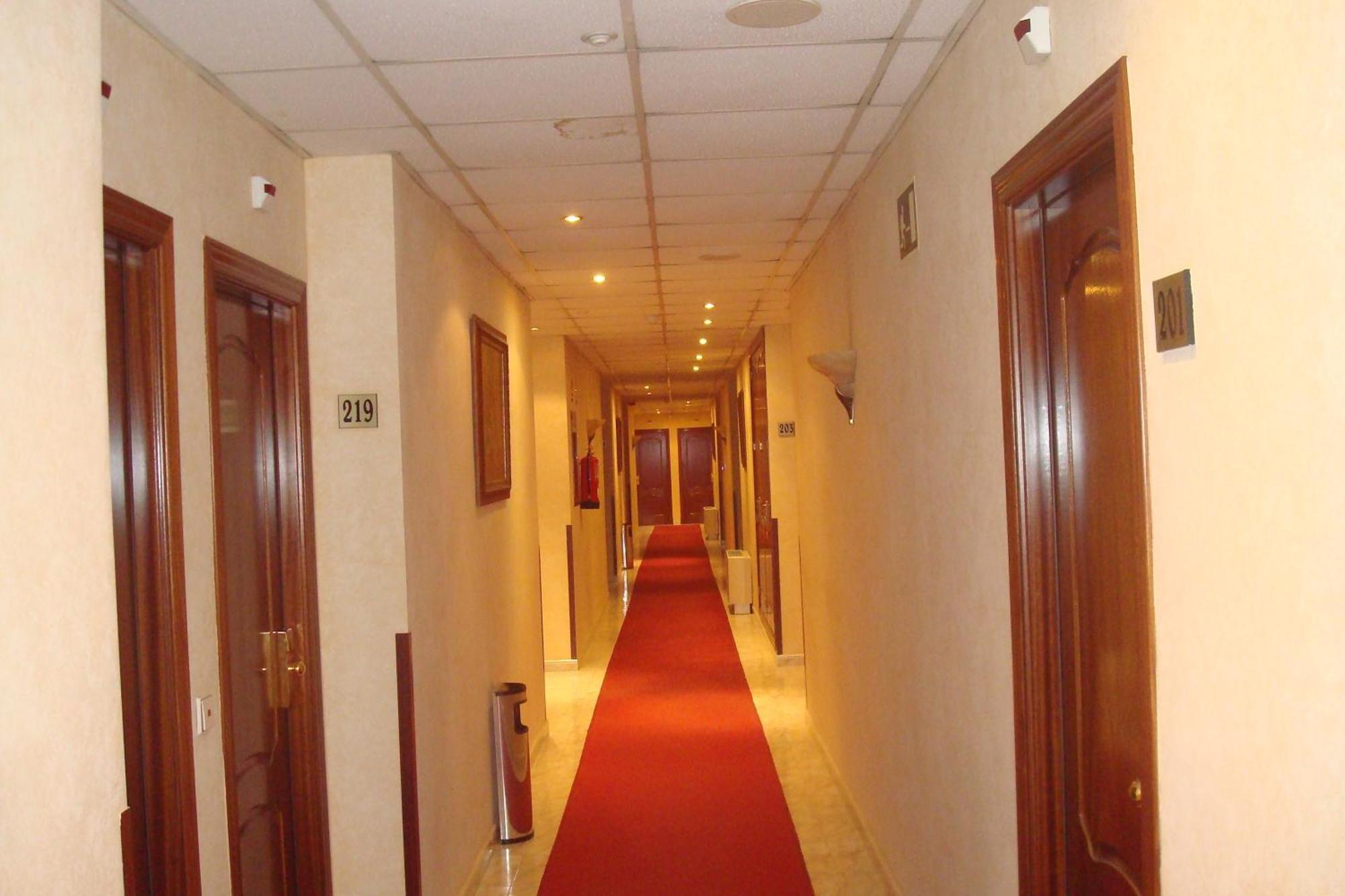 Roma Aurea Hotel Talavera de la Reina Luaran gambar